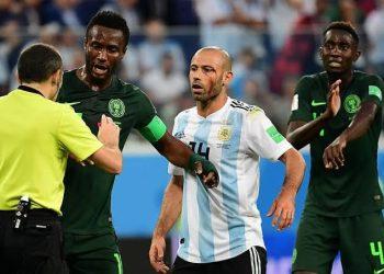 Why I’ll pick Ndidi over Mikel as a defensive midfielder – Oliseh