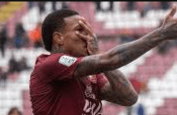 Serie B’s Reggina want Nigerian midfielder’s instant return