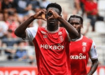 Confirmed: Six-time Ligue 1 winners sign Super Eagles prospect