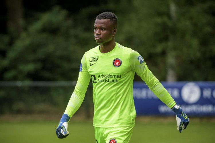 Future Super Eagles number 1? Meet Nigerian goalkeeper who just penned a deal with Midtjylland