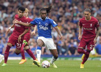 Premier League Legend recognizes Iwobi for performance against West Ham