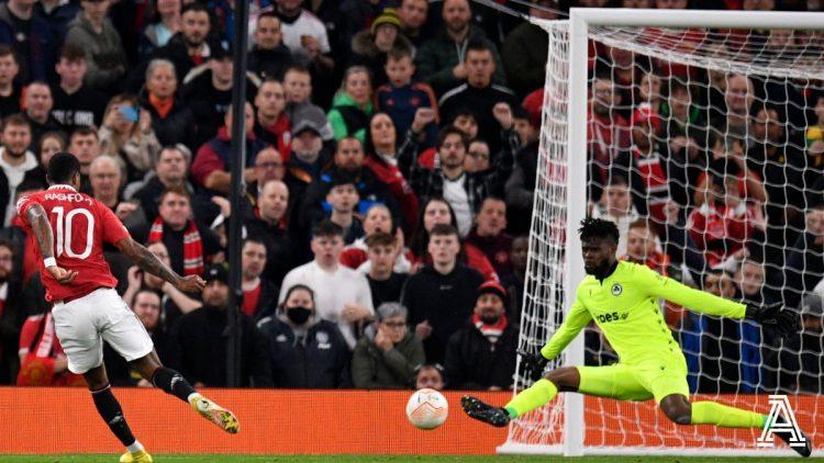 “Give him the Balon d’Or”- Fans wax lyrical after Uzoho’s outstanding performance against Manchester United