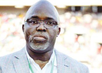 ‘We don’t want to hurt Nigerians’-Pinnick provides an update on Rohr’s future