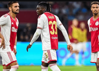 “Napoli must win UCL in Jesus name” – excited fan reacts to Osimhen’s cash gift