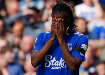 NGN280 billion: Alex Iwobi’s Everton up for sale