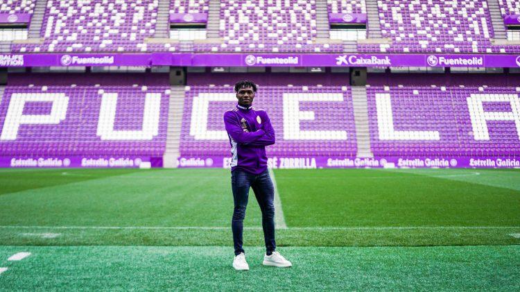 Promising Nigerian midfielder teams up with Valladolid