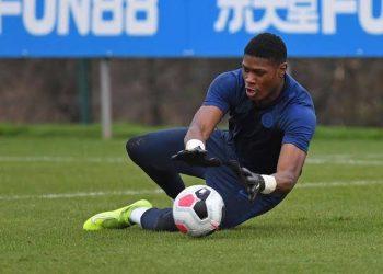 Watch: What Super Eagles star Awoniyi, was spotted doing during Forest’s draw against Manchester City