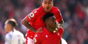 Naija influence? Jesse Lingard clutches Nigerian flag with Awoniyi and Dennis in a lovely photo