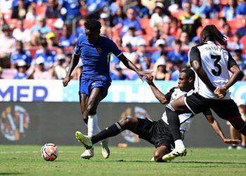 “He did his job perfectly”- Fulham boss Marco Silva impressed with Bassey’s debut showing against Chelsea