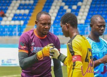 Father Vs Son: Veteran Nigerian goalkeeper squares up against son in pre-season tournament