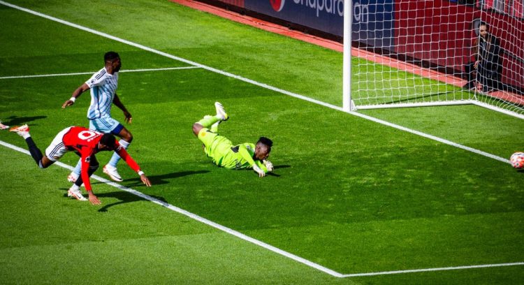 Watch: Awoniyi extends scoring streak to seven EPL matches with early opener against Manchester United