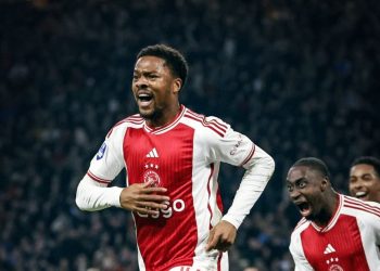 “He spoke to me as a human being”- Akpom on how new Ajax coach has spurred his revival