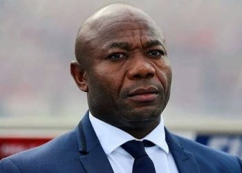 Sunday Oliseh, Emmanuel Amuneke Mourn Diego Maradona