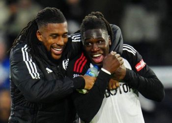 “IwoBass”- Super Eagles legend congratulates Nigerian duo on helping Fulham down Manchester United