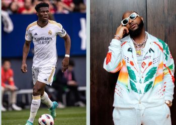 WATCH: Burnaboy gifts Arsenal legend chain to the delight of Manchester United, Liverpool heroes