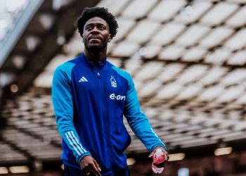 Watch: Talent alert! Ola Aina takes up new duties at Nottingham Forest pre-season camp