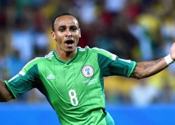 Professional golf training, Guitar playing and ‘conspiracy theories’ – see what Odemwingie has been up to