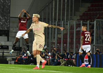 Europa League TotW: Super Eagles hopeful honoured alongside former Liverpool GK, AS Roma and West Ham stars