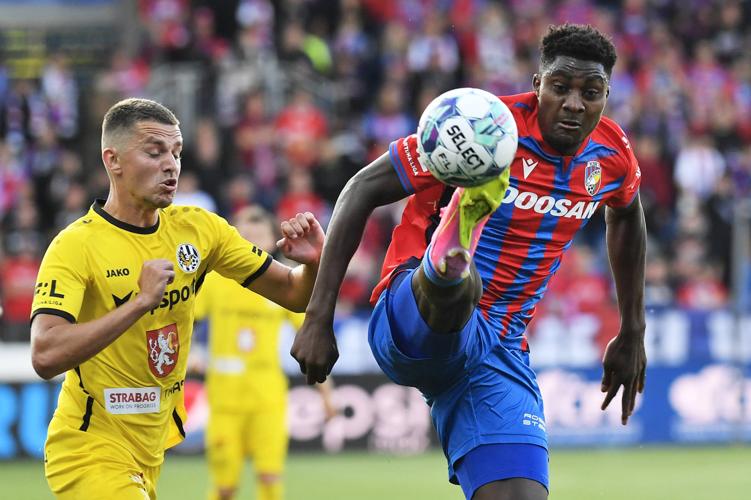 Rafiu Durosinmi, Viktoria Plzen 