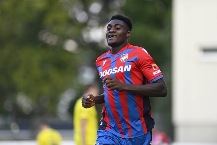 VIDEO: “Rafiu is back” – Nigerian whizkid set for Viktoria Plzeň return 12 months after failed Frankfurt move