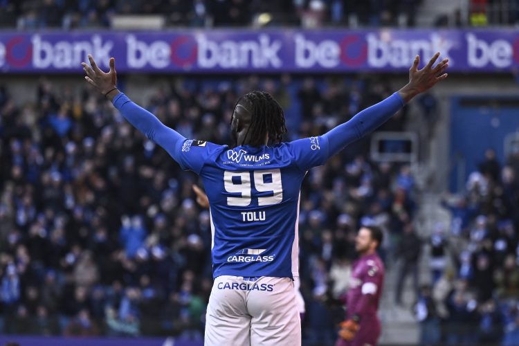 “He’s a rock on the surf” – Former Genk striker lauds Super Eagles hopeful Arokodare