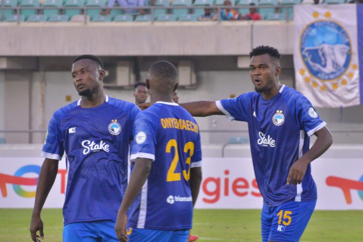 Win the league or top three finish – Ex-Arsenal star challenges Ideye and Enyimba teammates