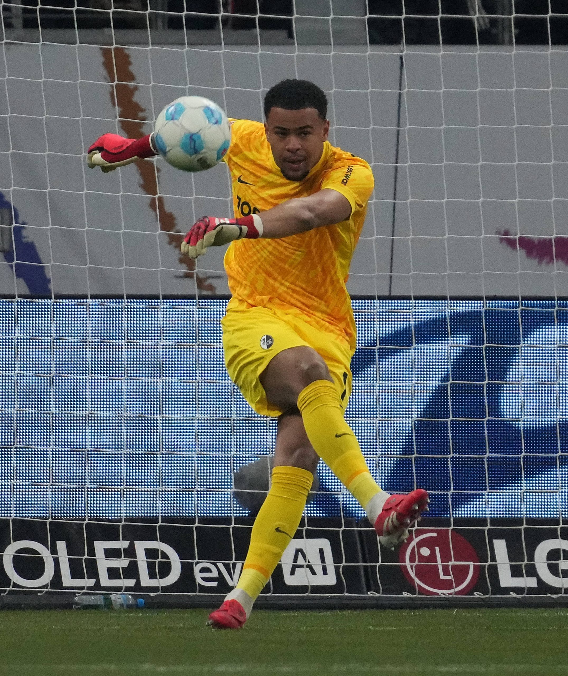 Freiburg goalkeeper Noah Atubolu 