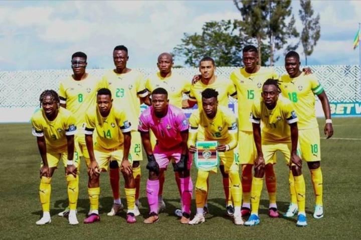 Zimbabwe national team ahead of first leg vs Nigeria. Photo by IMAGO