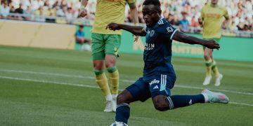 Watch: Rwanda, South Africa on alert as Super Eagles’ Stanley Nwabali allays injury fears