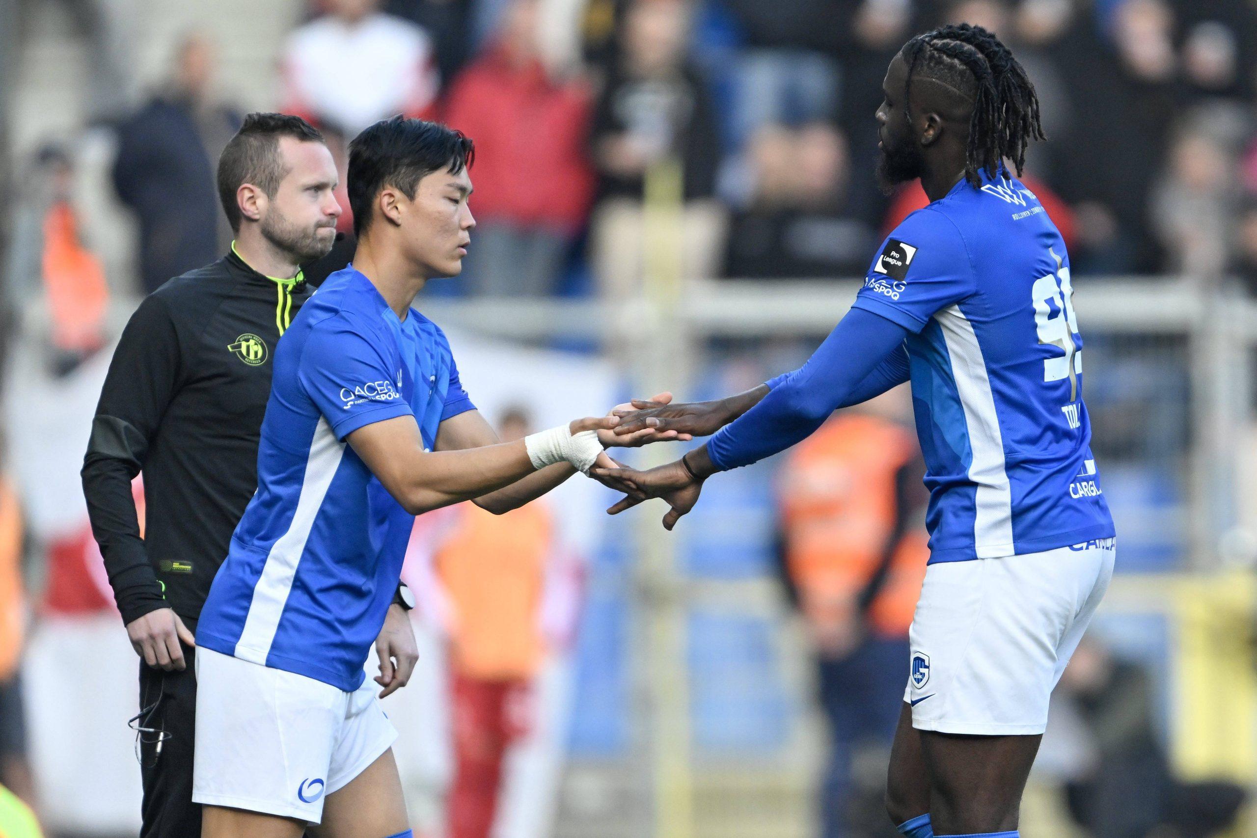 Oh Hyun Gyu and Tolu Arokodare during the Jupiler Pro League match between KRC Genk and Royal Antwerp