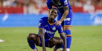 Watch: Rwanda, South Africa on alert as Super Eagles’ Stanley Nwabali allays injury fears