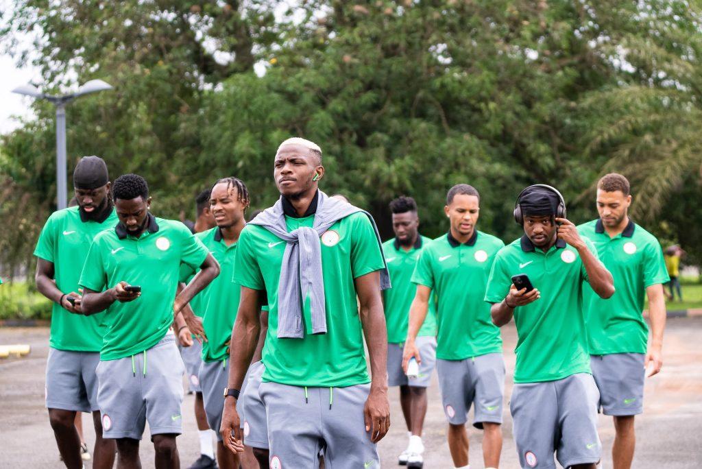 Super Eagles stars arrive at the Godswill Akpabio International Stadium in Uyo ahead of Nigeria's 2026 FIFA World Cup qualifier clash against Rwanda