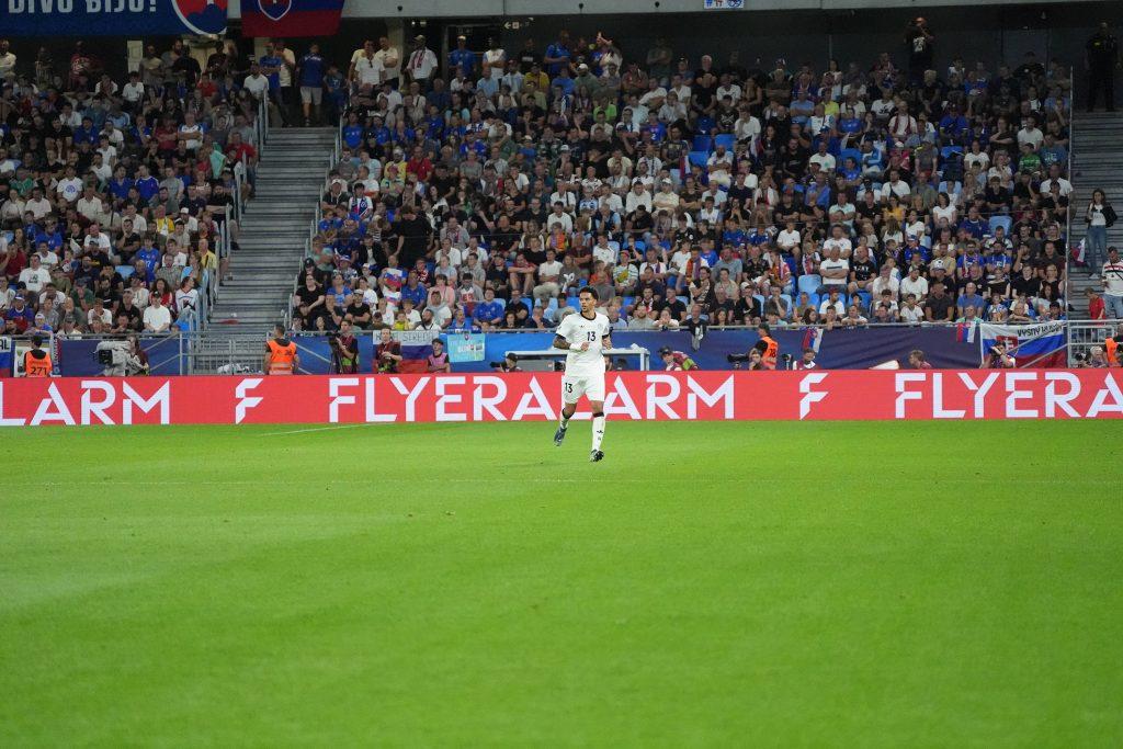 Pharrell Nnamdi Collins all alone in the right half of the field and still doesn't get a ball from his teammates. Bratislava Slovakia vs Germany, Nadodny Stadion, World Cup Qualification, Matchday