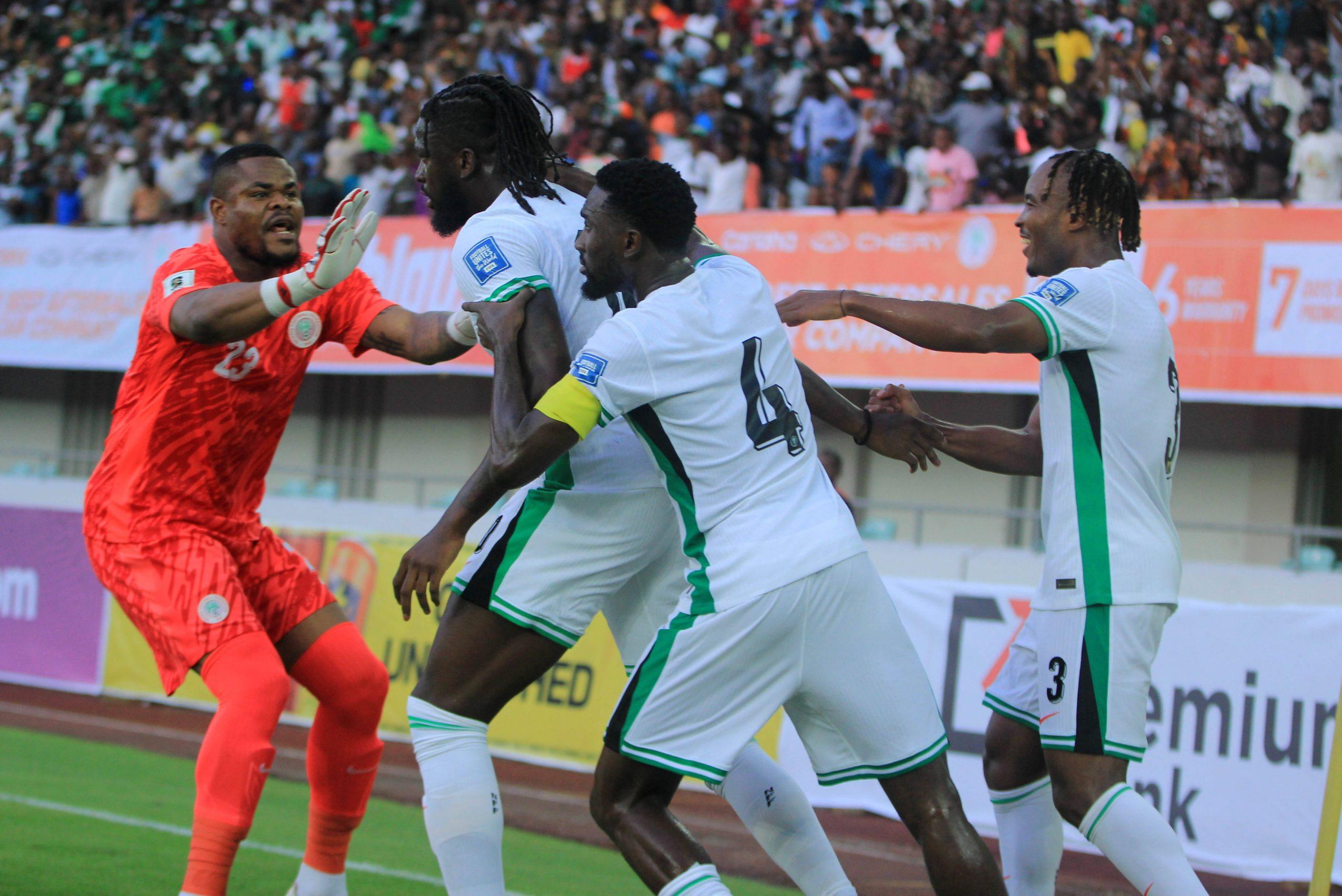 Tolu Arokodare, Wilfred Ndidi and Stanley Nwabali of Nigeria during the 2026 FIFA World Cup qualifying match between the Super Eagles of Nigeria and the Amavubi of Rwanda