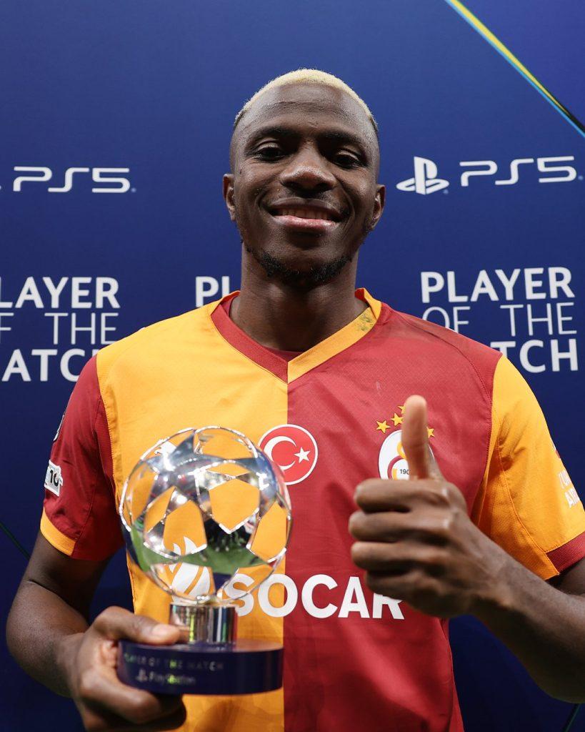 Victor Osimhen with the man of the match award in Galatasaray's 1-0 win over Liverpool in the UEFA Champions League