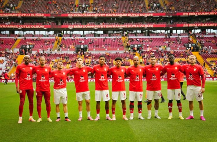 Victor Osimhen and Galatasaray ready for a league game