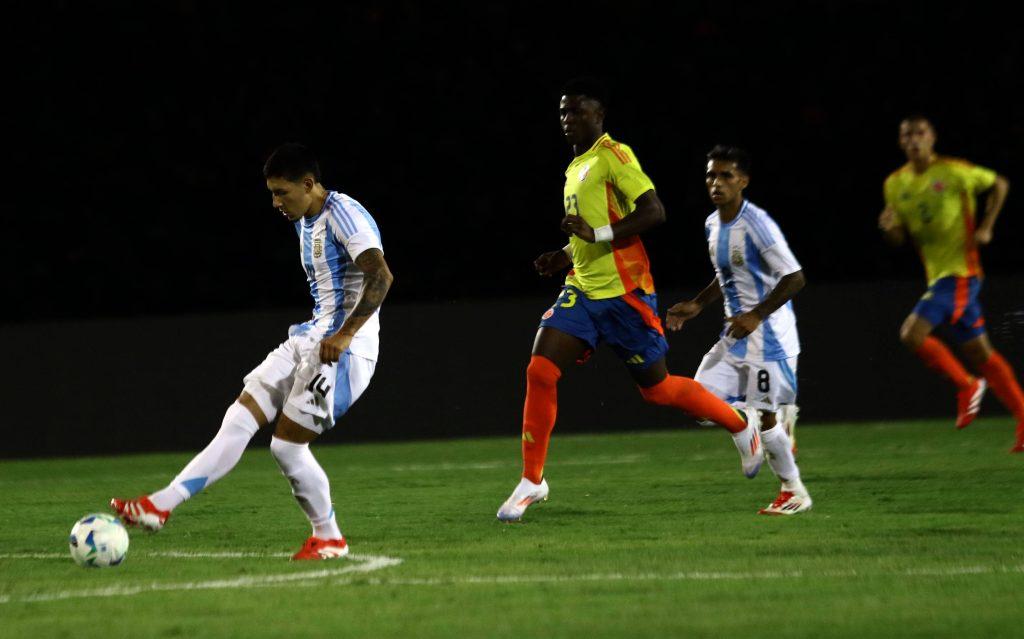 South American Soccer Championship, first phase match between Argentina and Colombia, at the Misael Delgado stadium in the city of Valencia, Carabobo state
