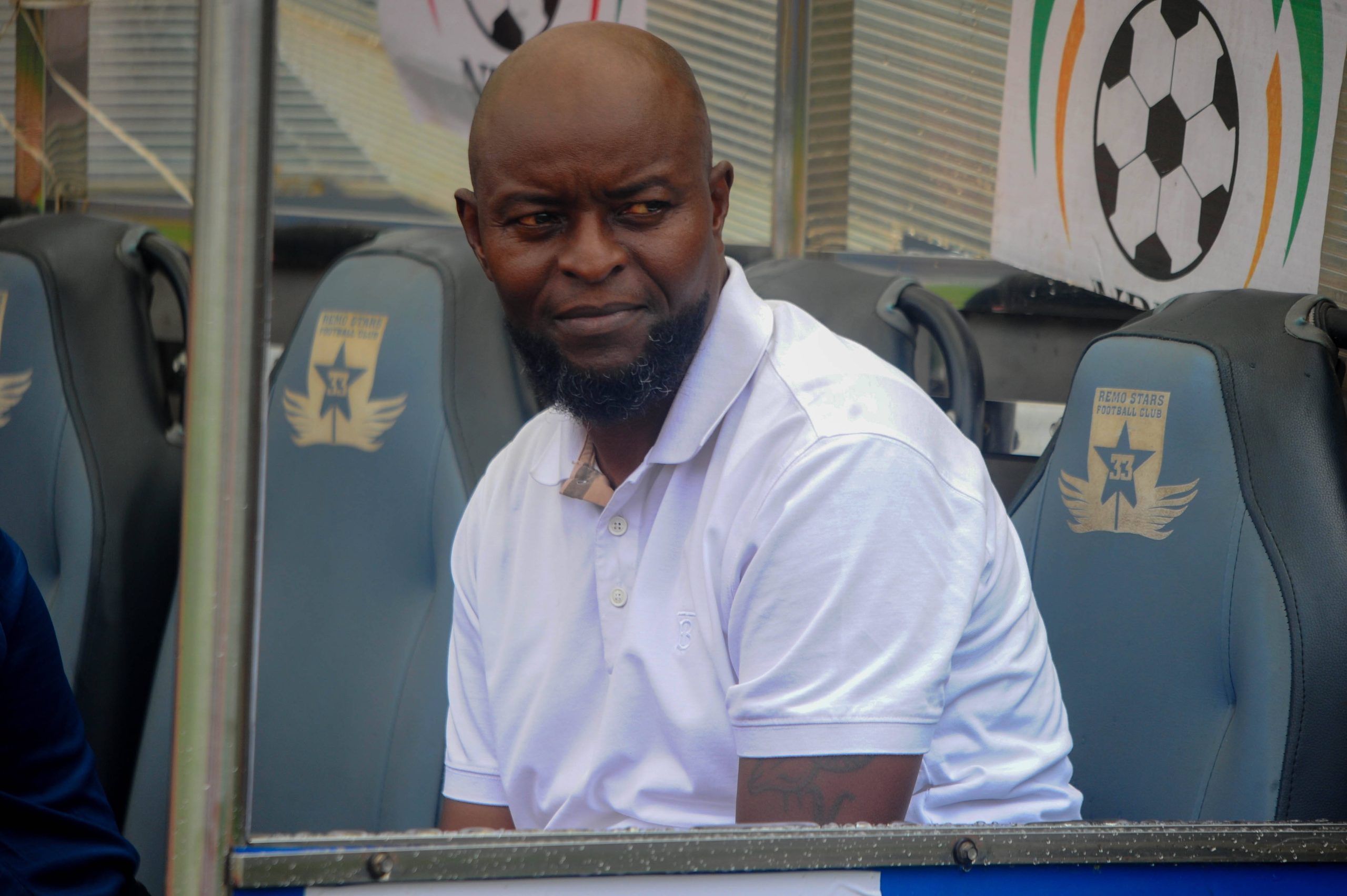 Coach Finidi George of Rivers United during the NPFL match between Remo Stars and Rivers United at MKO Abiola Stadium on August 22, 2025 in Abeokuta