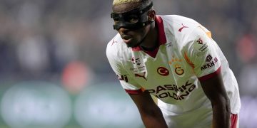 “There is a Vinicius problem” – Ex-Super Eagles captain weighs in on Real Madrid’s Osimhen interest