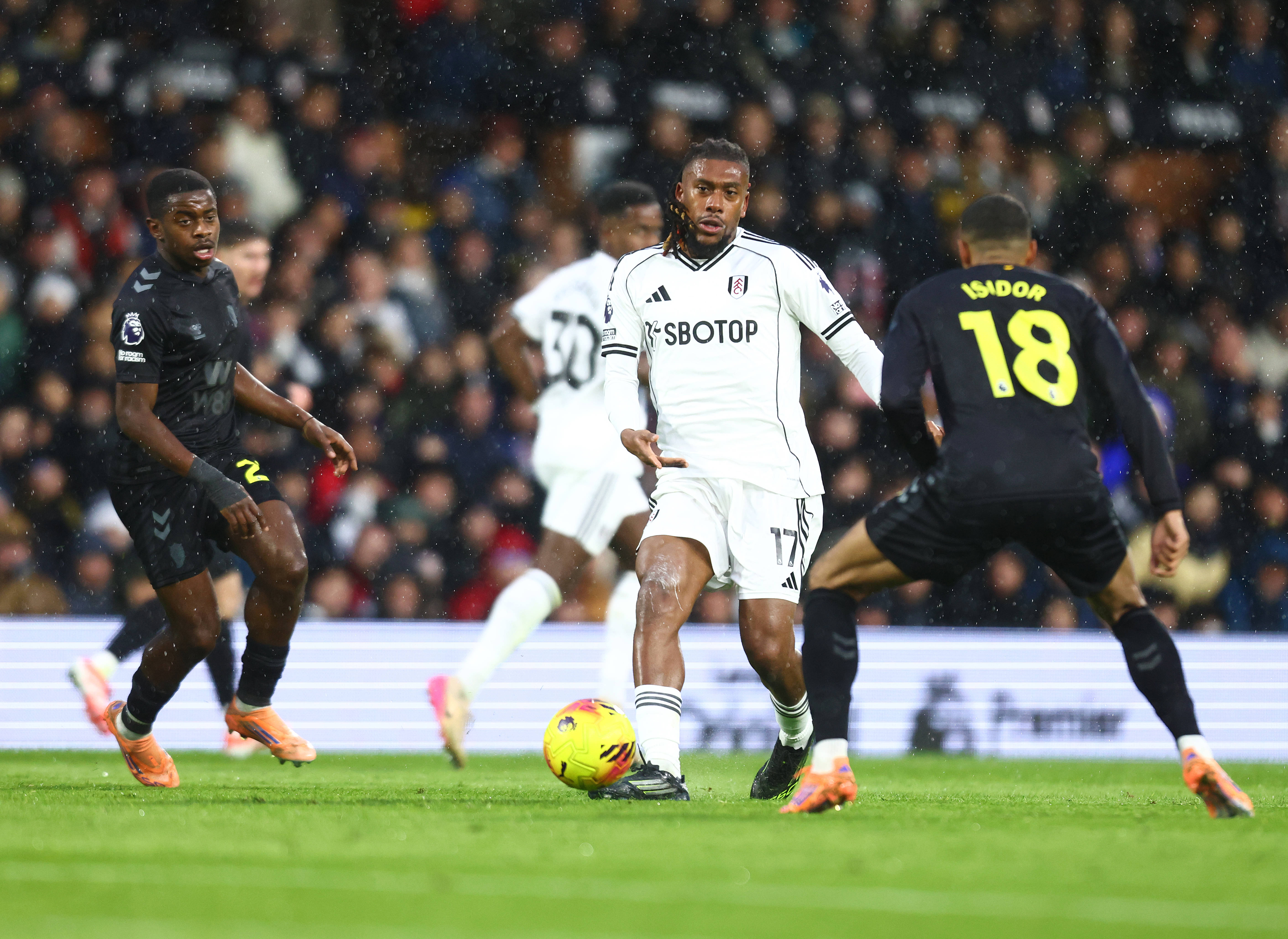“We don’t fear anyone” – Everything Alex Iwobi said after Fulham’s victory against Sunderland
