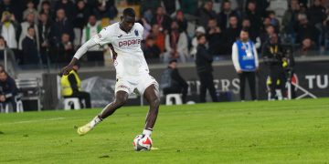 “There is a Vinicius problem” – Ex-Super Eagles captain weighs in on Real Madrid’s Osimhen interest