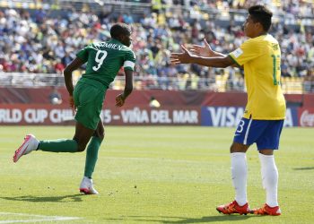 “Difficult to play”- Ajax coach Farioli rues Chuba Akpom’s exit after Europa League humiliation