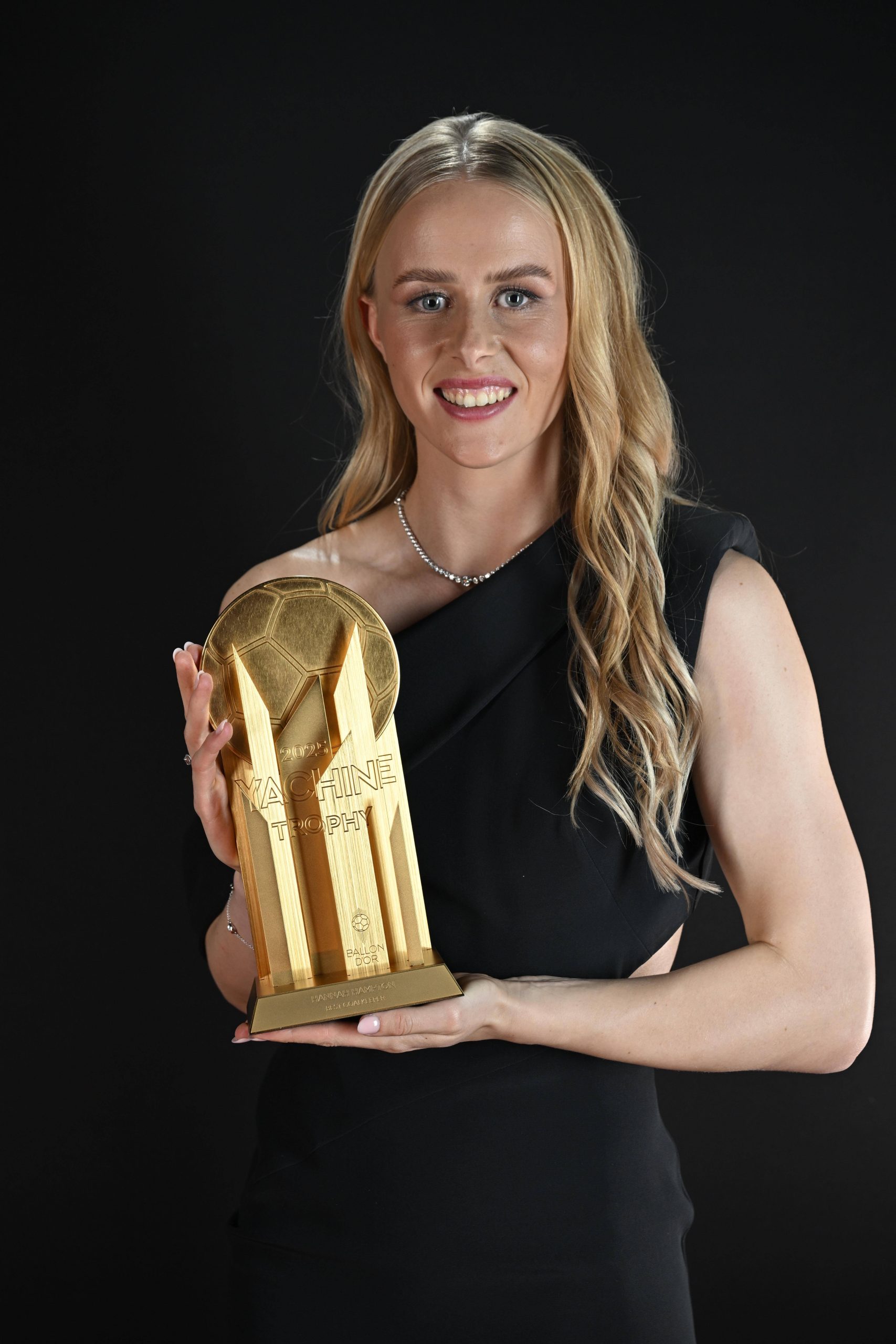 Chelsea and England goalkeeper Hannah Hampton wins the 2025 FIFA The Best Women’s Goalkeeper Award