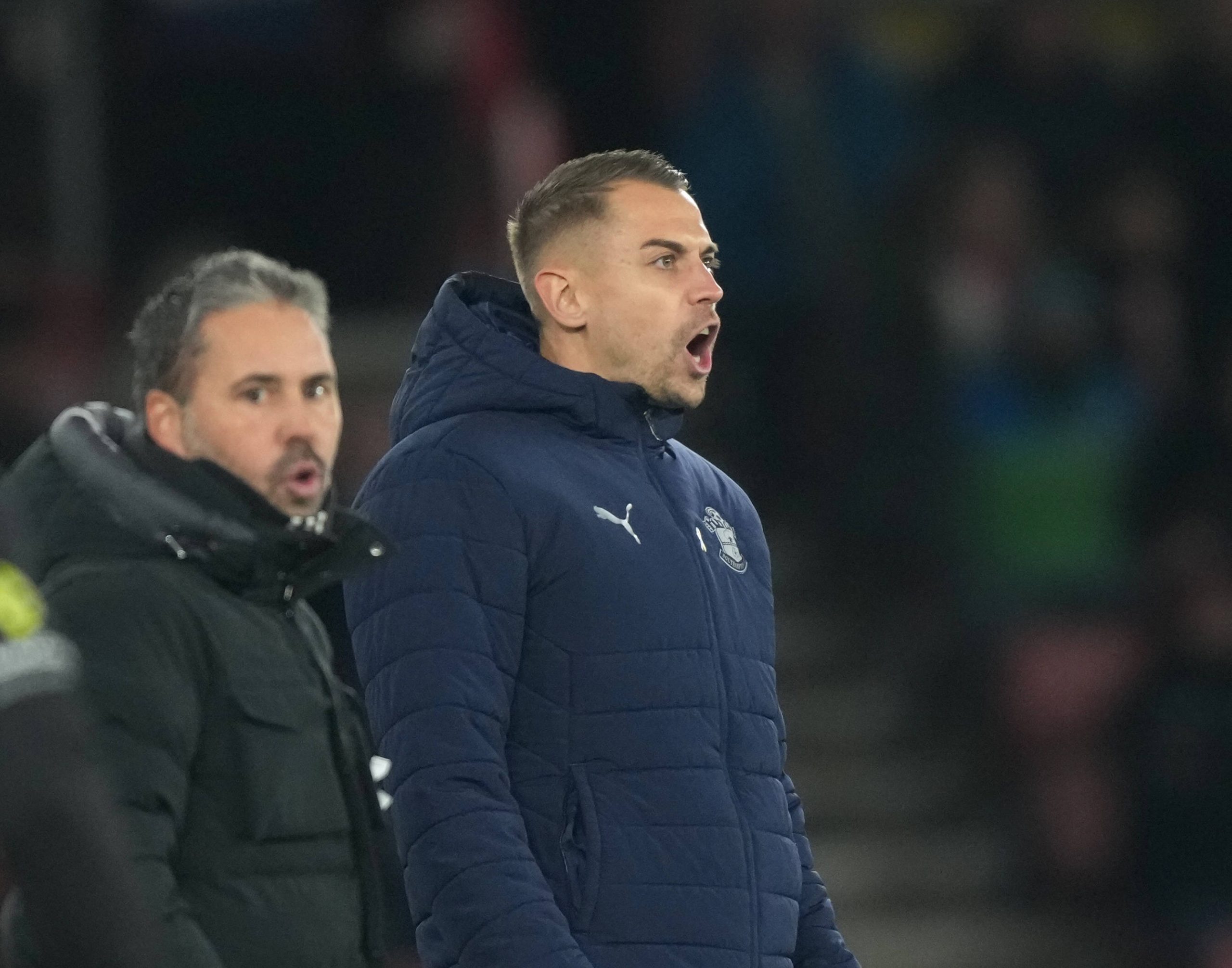  Tonda Eckert manager of Southampton shouts directions to his team