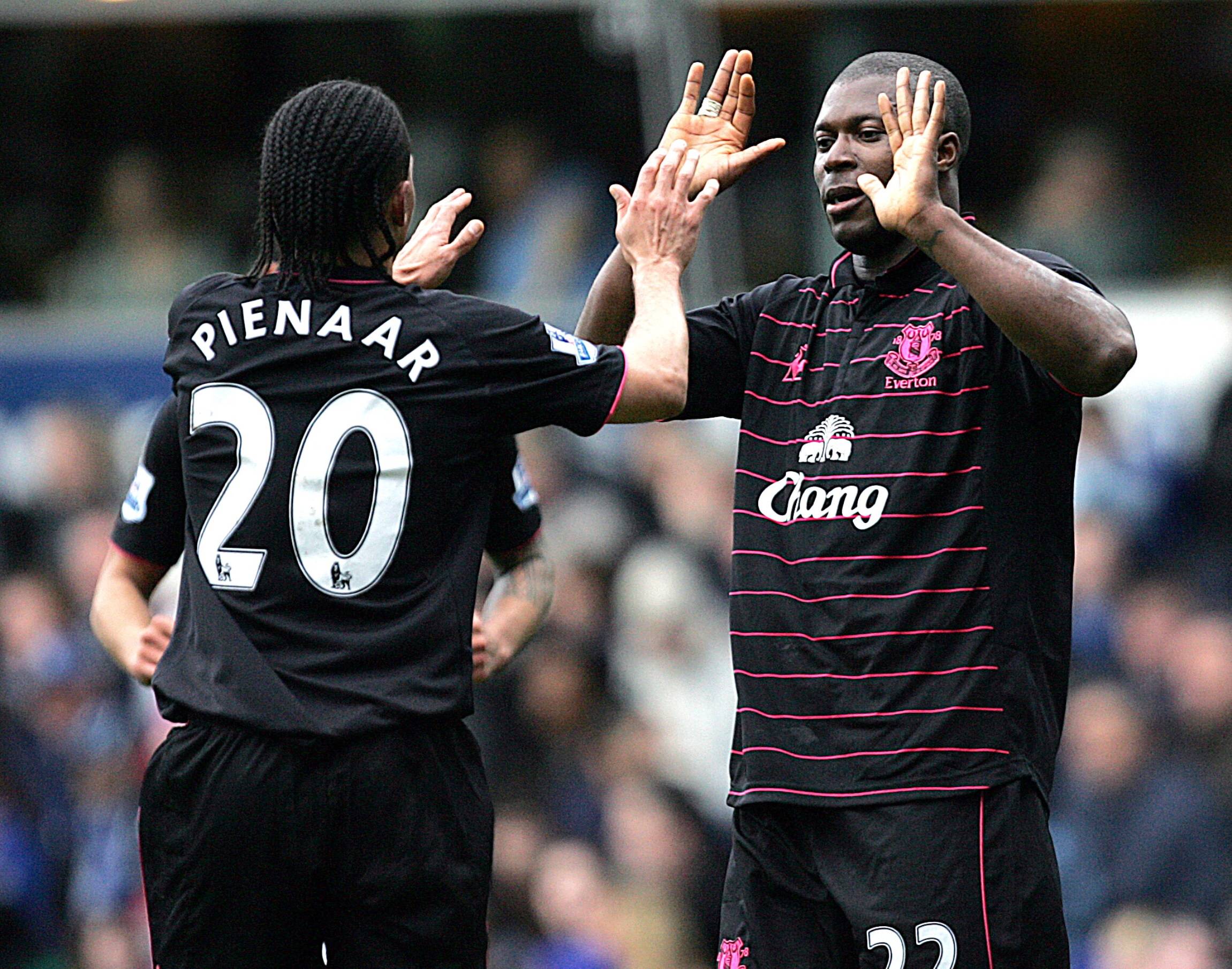 Everton icons Steven Pienaar and Yakubu Aiyegbeni