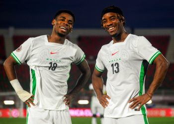 “I have to get him a gift” – Raphael Onyedika lauds Samuel Chukwueze’s creativity in Uganda victory