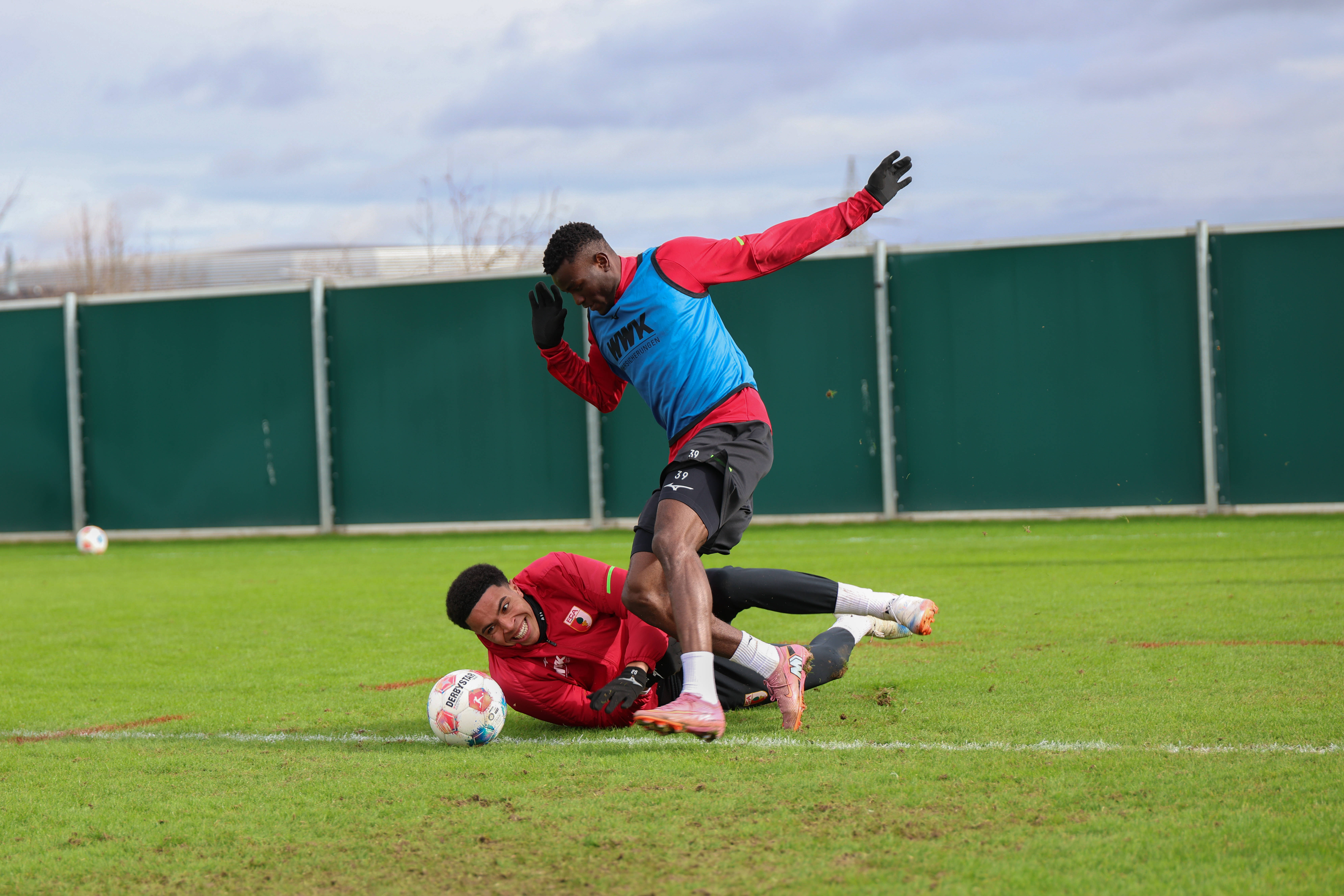 FC Augsburg coach issues Ogundu progress ahead of VfL Wolfsburg clash