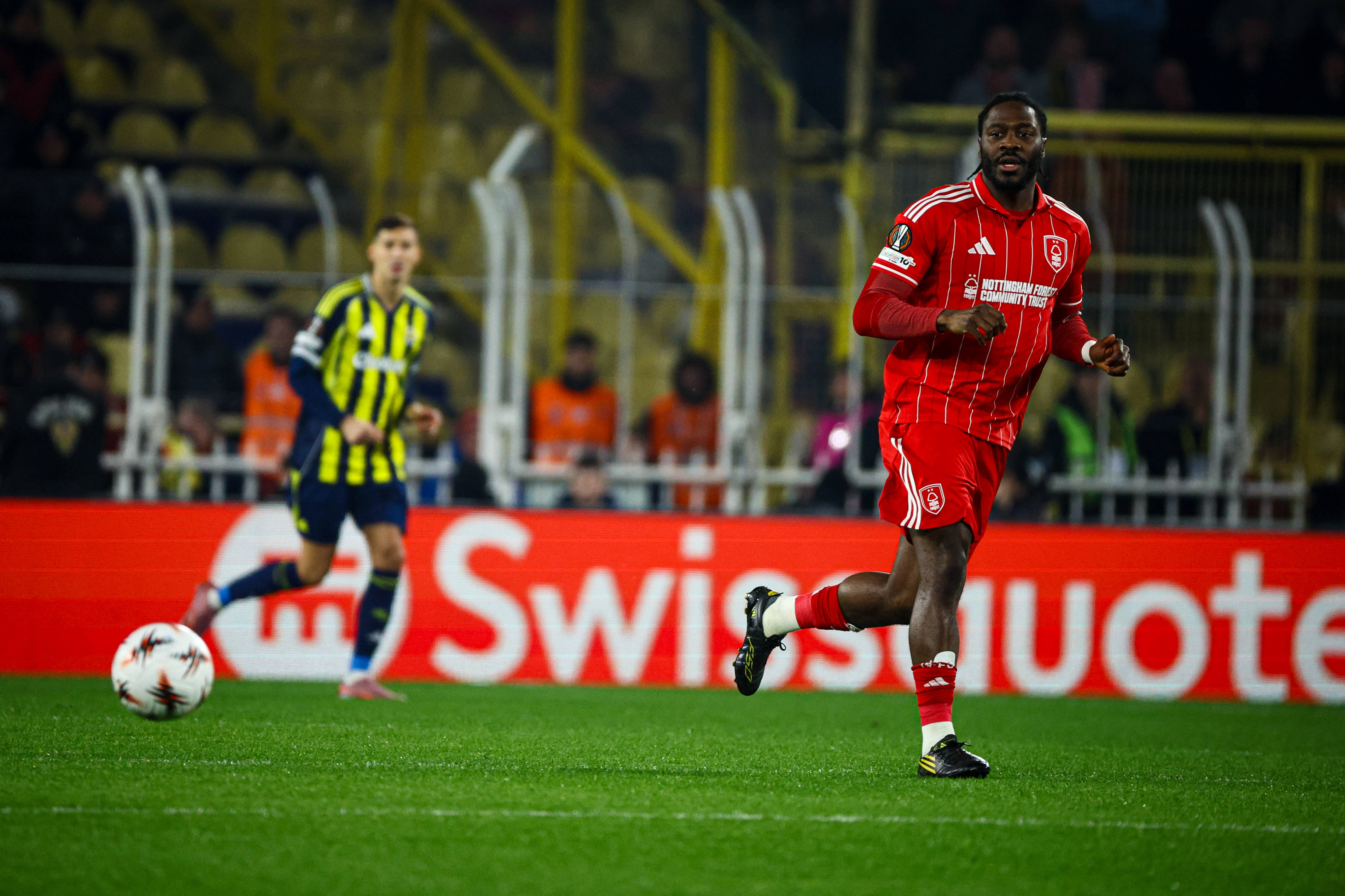 “They told us welcome to hell” – Ola Aina shades Fenerbahce after Nottingham Forest spanking