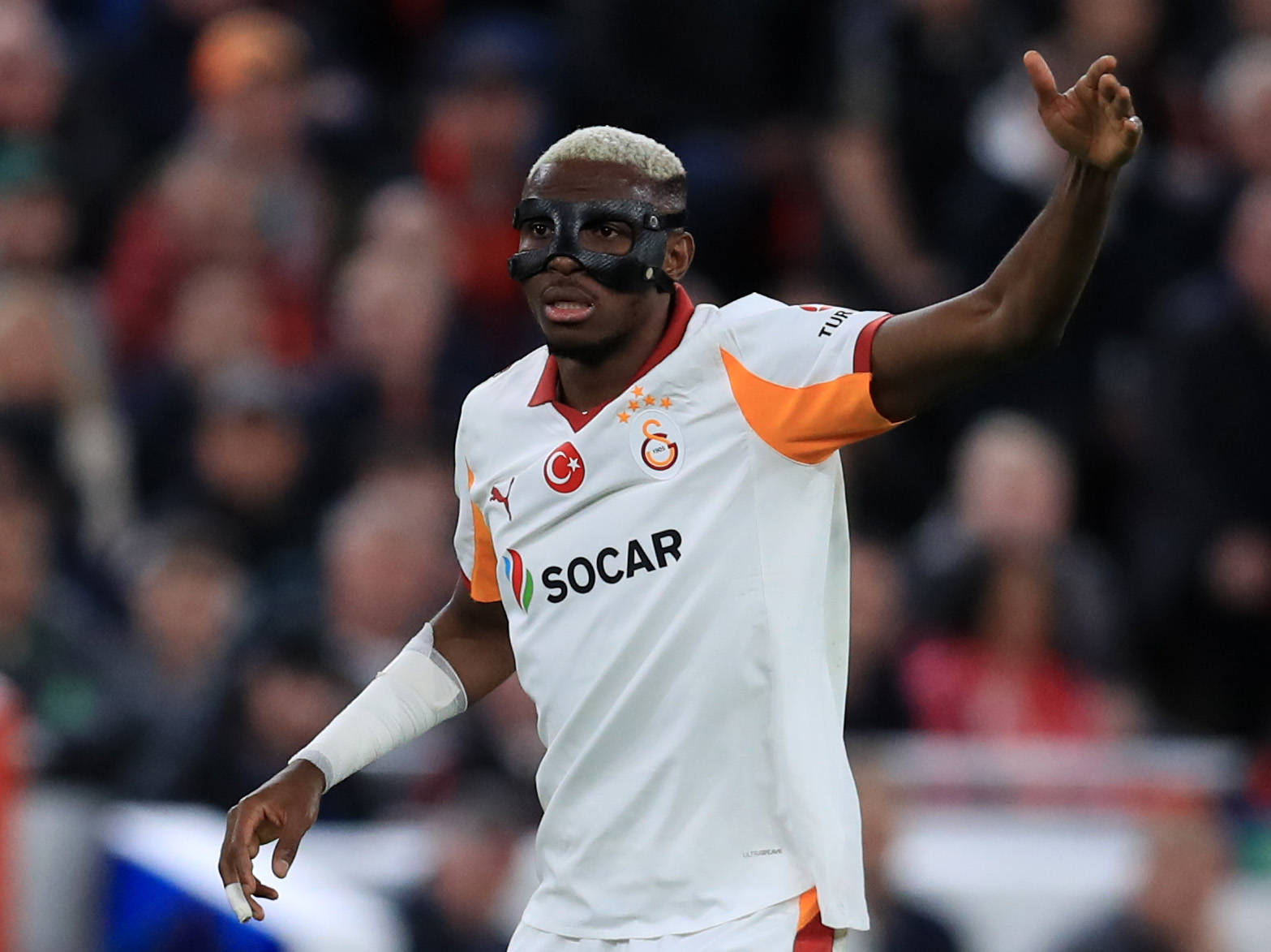 “Those two” – Osimhen names Super Eagles teammate, World Cup winner as toughest defenders he has faced