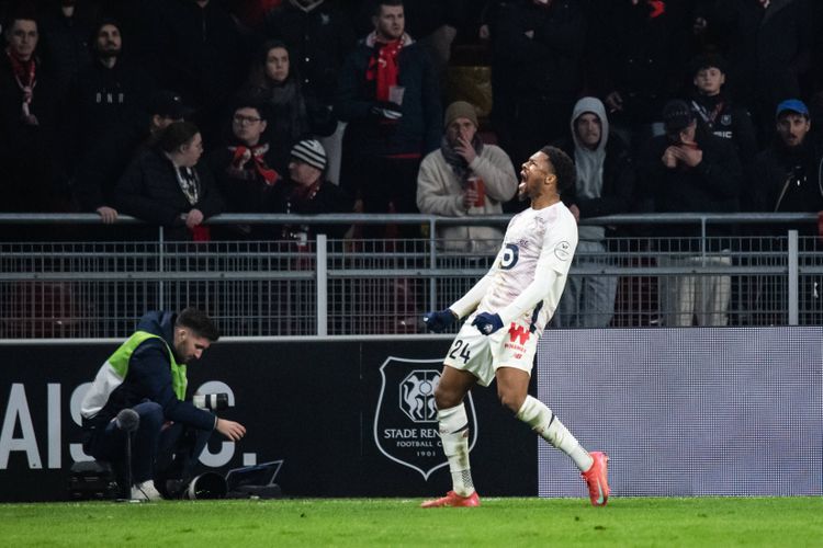 “Has a different profile” – Lille goalkeeper reveals what makes Chuba Akpom different from Jonathan David